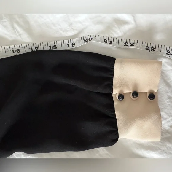 Zara Cream Black Pleated Long Sleeve Contrast Dress Size M (Runs Small) - Picture 12 of 13